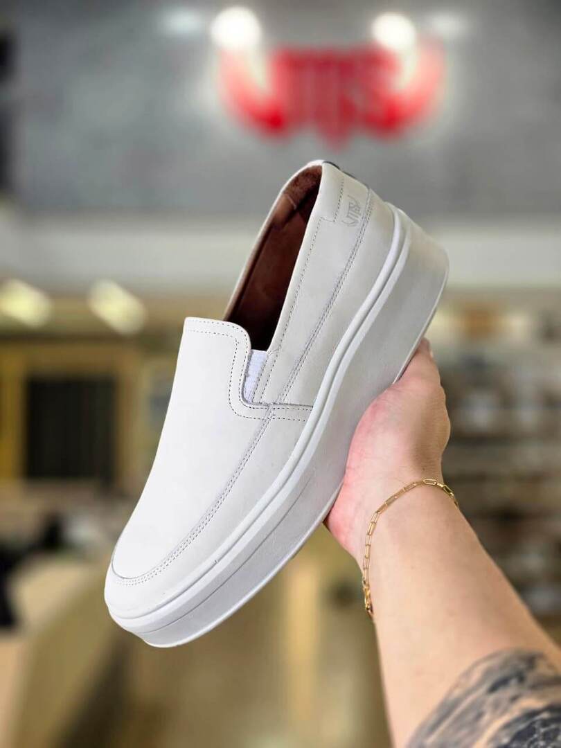 Mocassim Cabernet Grécia - Off White